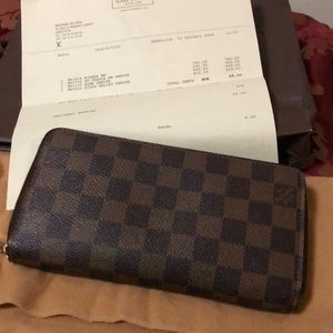 Louis Vuitton zippy wallet damier Pre Owned